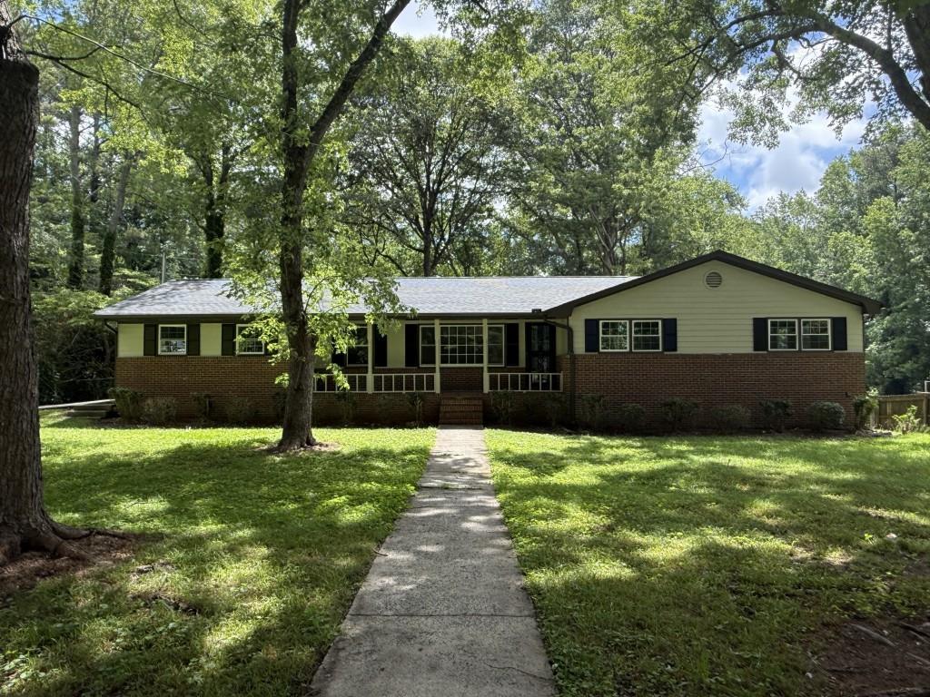 420 Creekview Court, Marietta