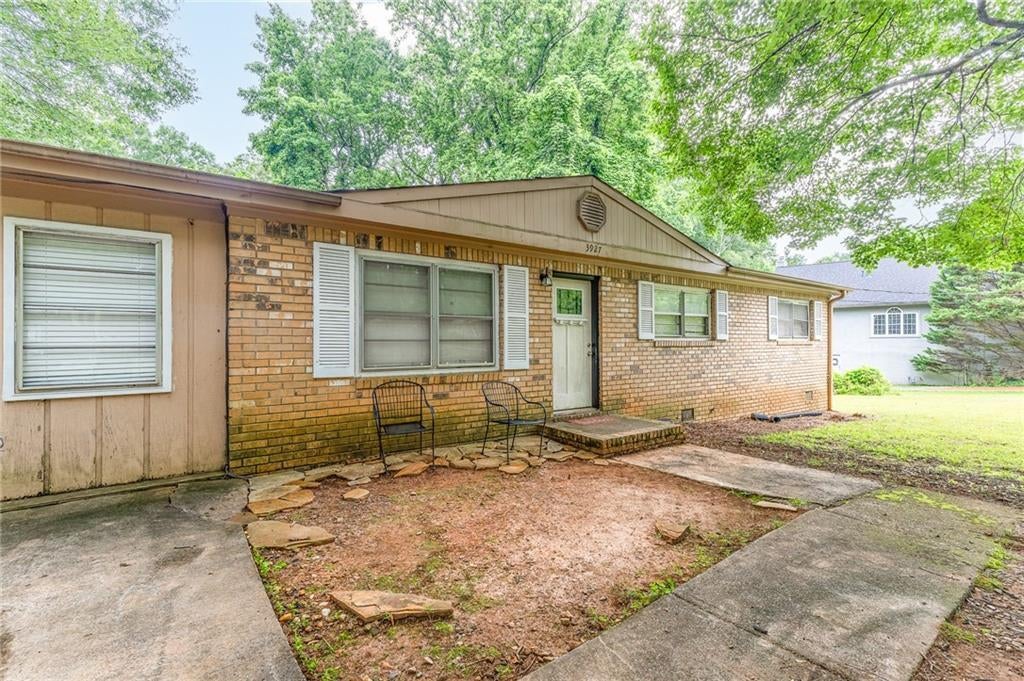 3927 Buck Road, Powder Springs