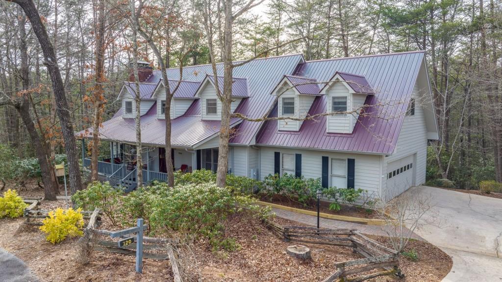 120 Hawks Nest, Sautee Nacoochee