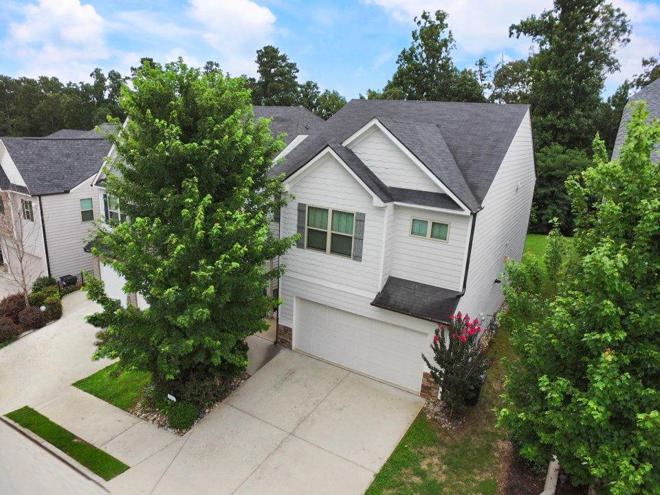 3948 Lake Manor Way, Atlanta