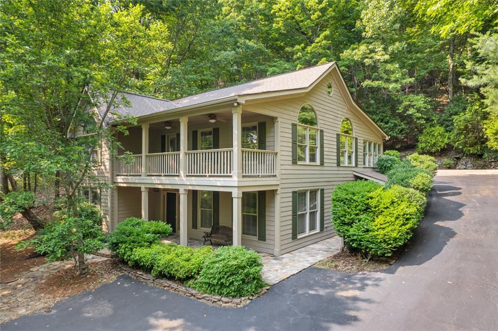 1121 Woodland Trace, Big Canoe