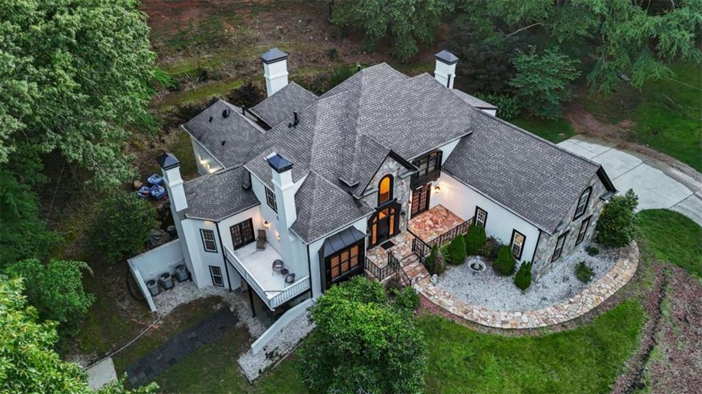 2878 Heather Row Ridge, Lilburn