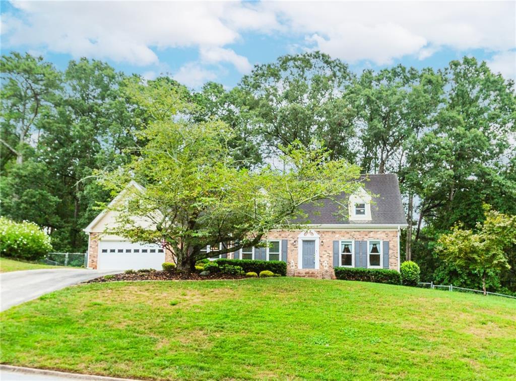 2334 Pine Point Drive, Lawrenceville