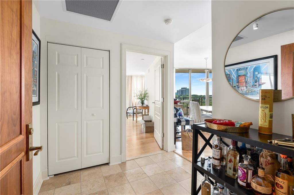 Unit 1906 - 700 Park Regency Place, Atlanta