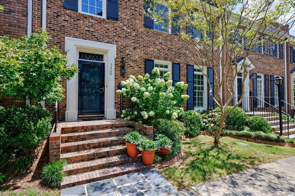 3468 Paces Place, Atlanta