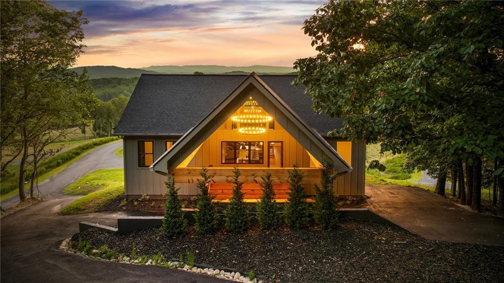 261 Big Valley Drive, Morganton