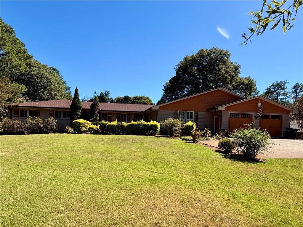 204 Arrowhead Drive, Cartersville