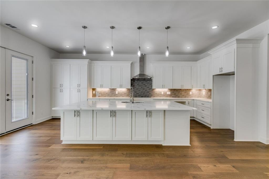 9089 Hanover Street, Lithia Springs