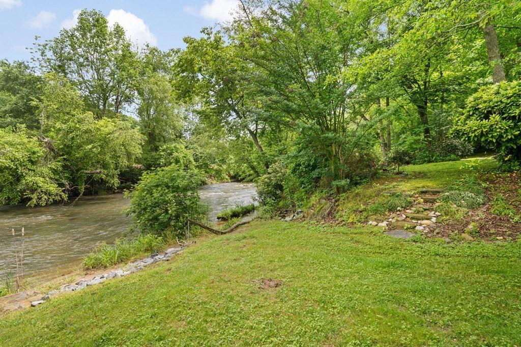 83 Licklog Road, Ellijay