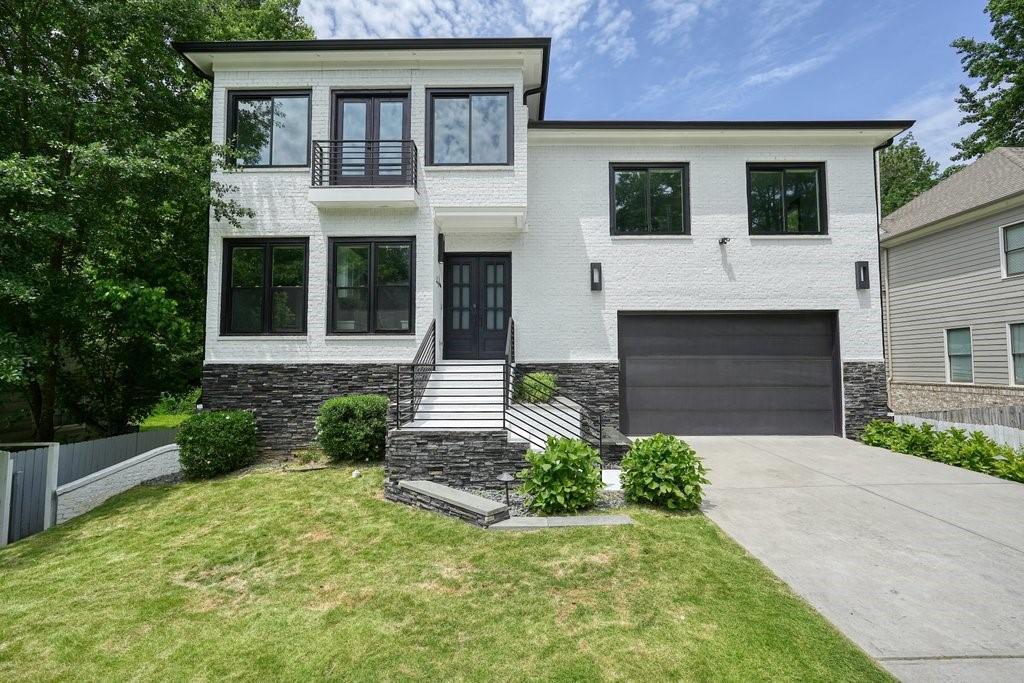 2804 Skyland Drive, Brookhaven