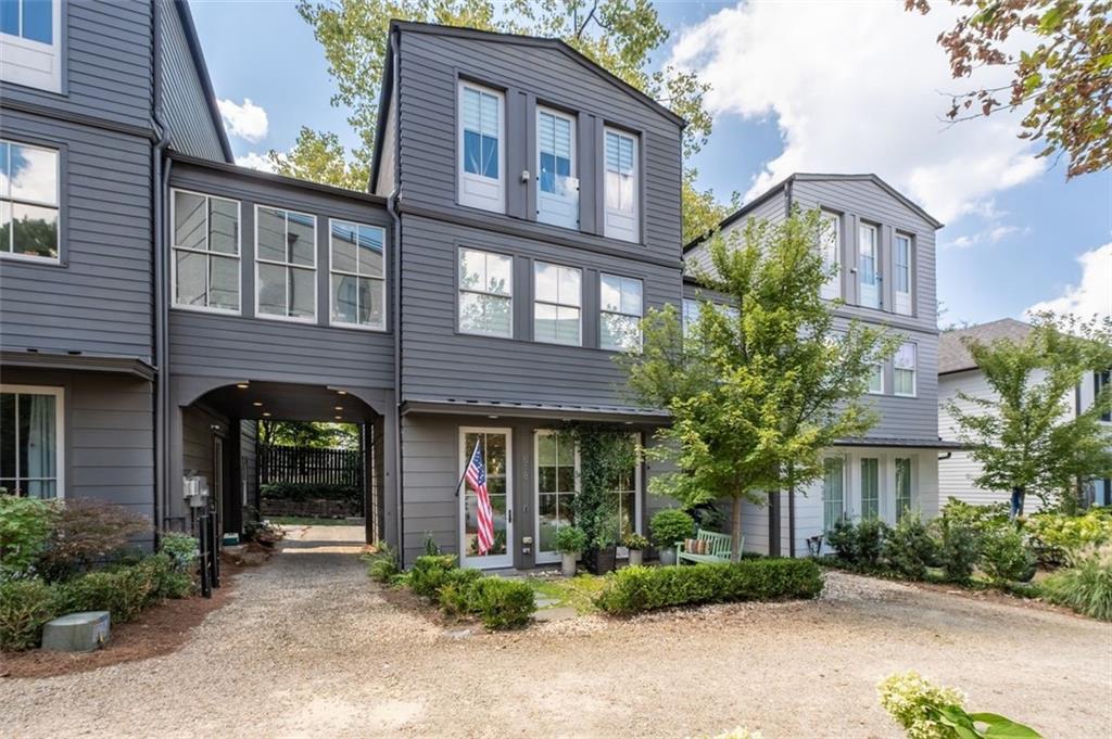 518 Bismark Road, Atlanta