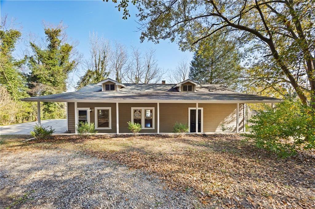 9 Aubrey Street, Cartersville