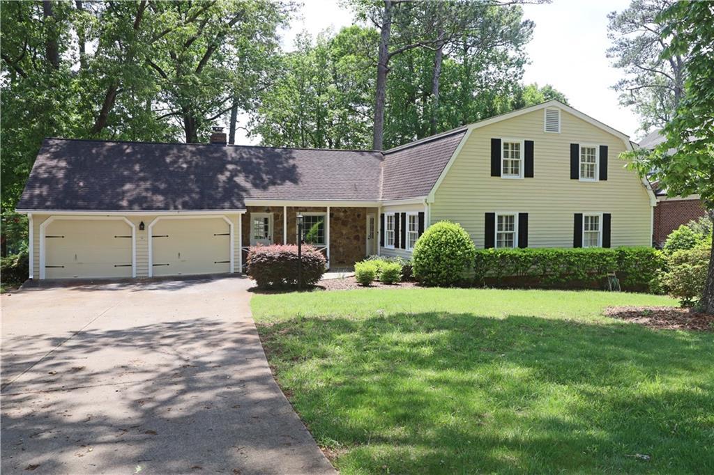 1359 Ragley Hall Road, Brookhaven