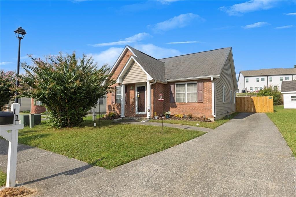 11 Pointe Way, Cartersville