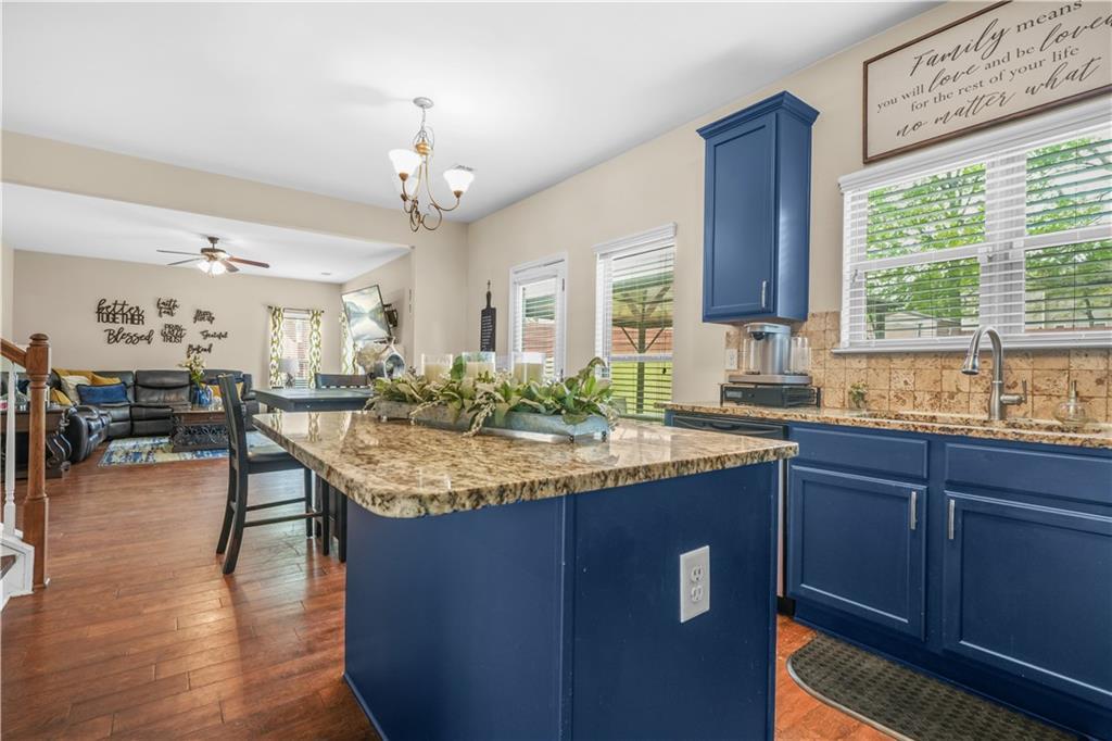 5143 Olive Branch Circle, Powder Springs