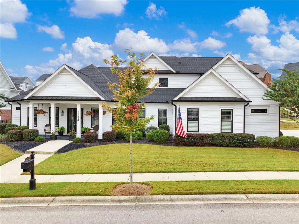 5634 Autumn Flame Drive, Braselton