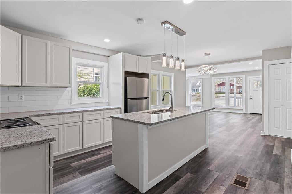 599 Daniel Avenue, Decatur