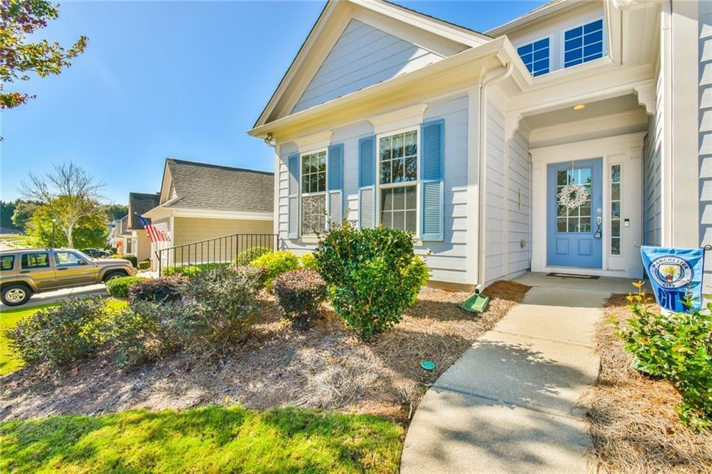 5960 Chimney Rock Drive, Hoschton