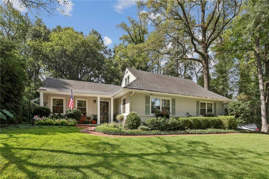 2546 Ridgewood Road, Atlanta