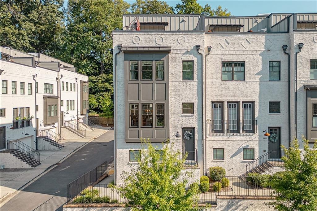 1801 Huntington Hills Lane, Atlanta