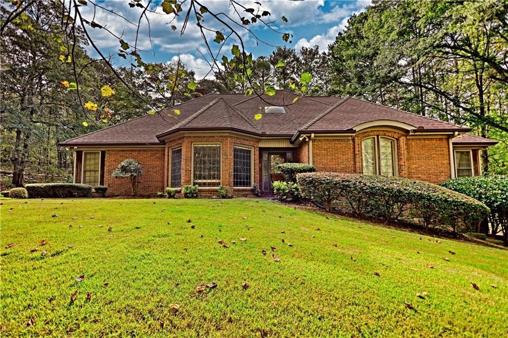 3351 Lismore, Conyers