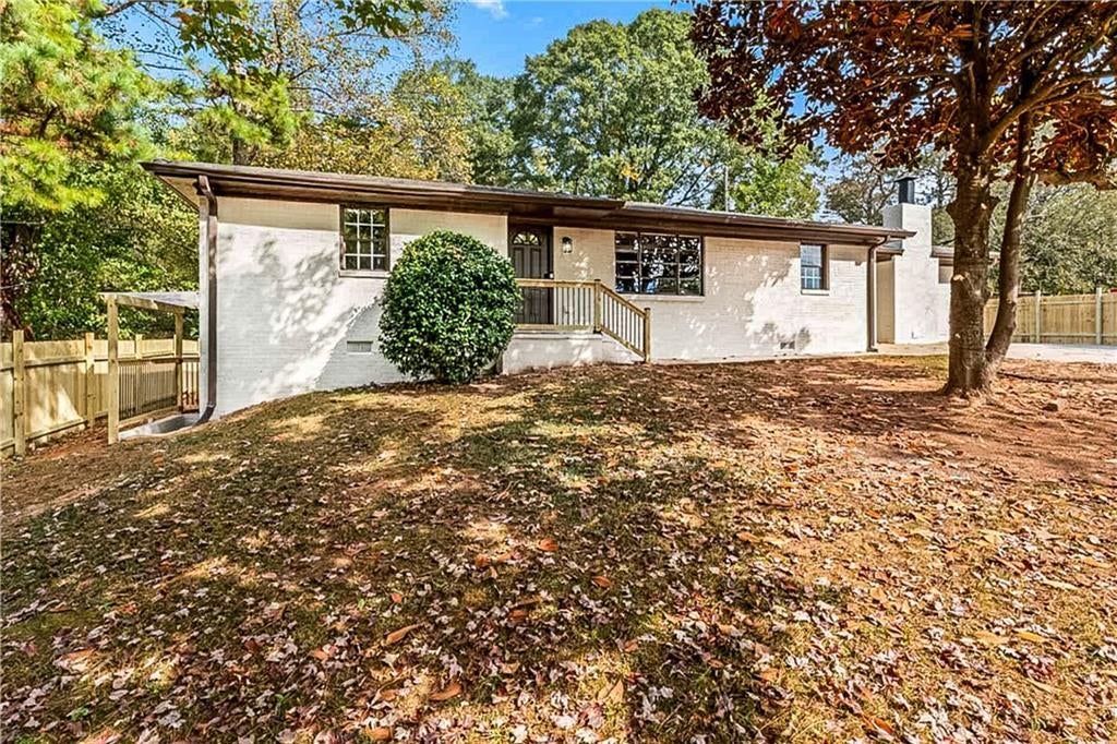 1576 S Gordon Road, Austell