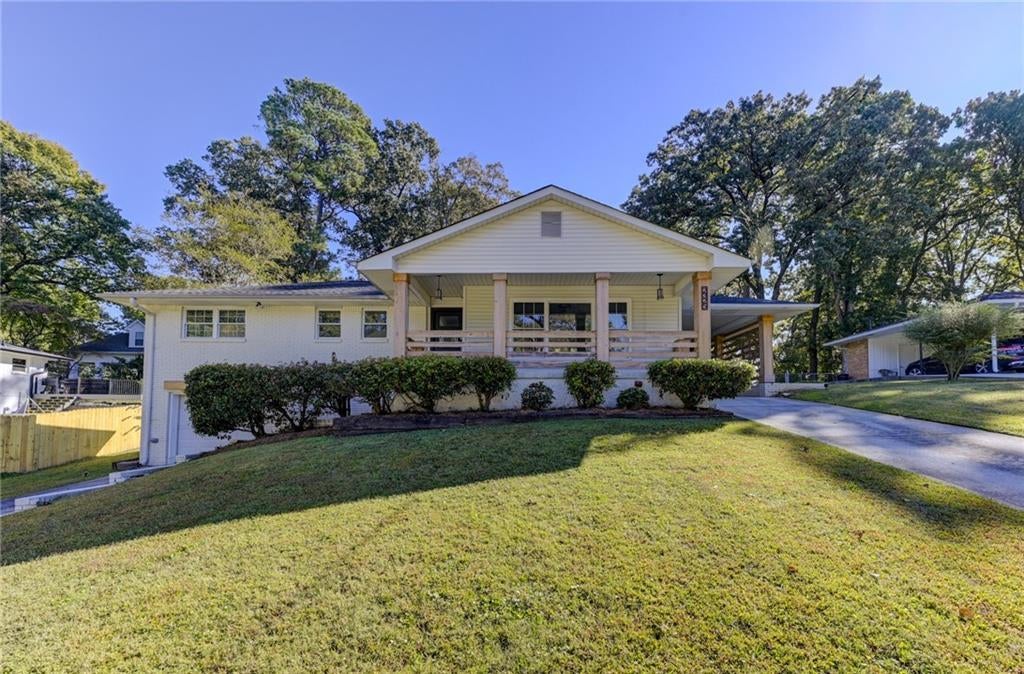 2325 Elmwood Circle, Atlanta