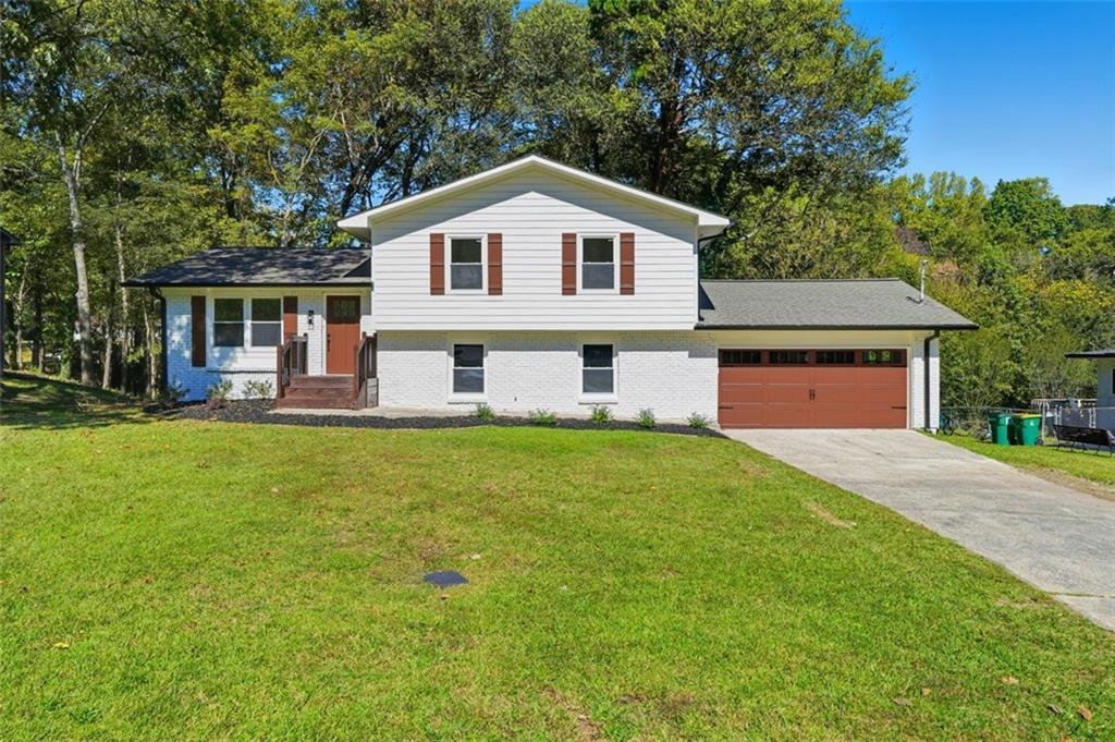 203 Woodglen Drive, Woodstock