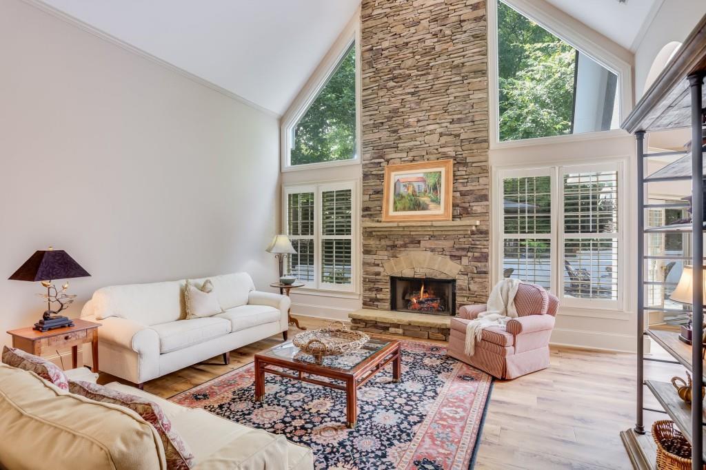 741 Crossfire Ridge Nw, Marietta