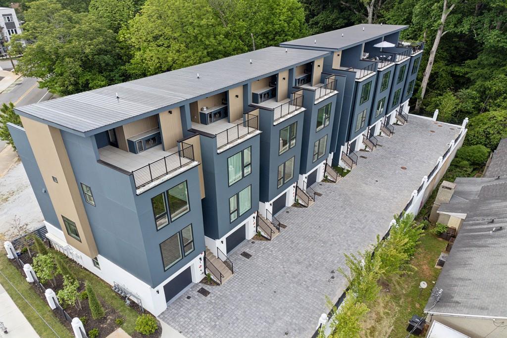 Unit 4 - 1570 Flat Shoals Road, Atlanta