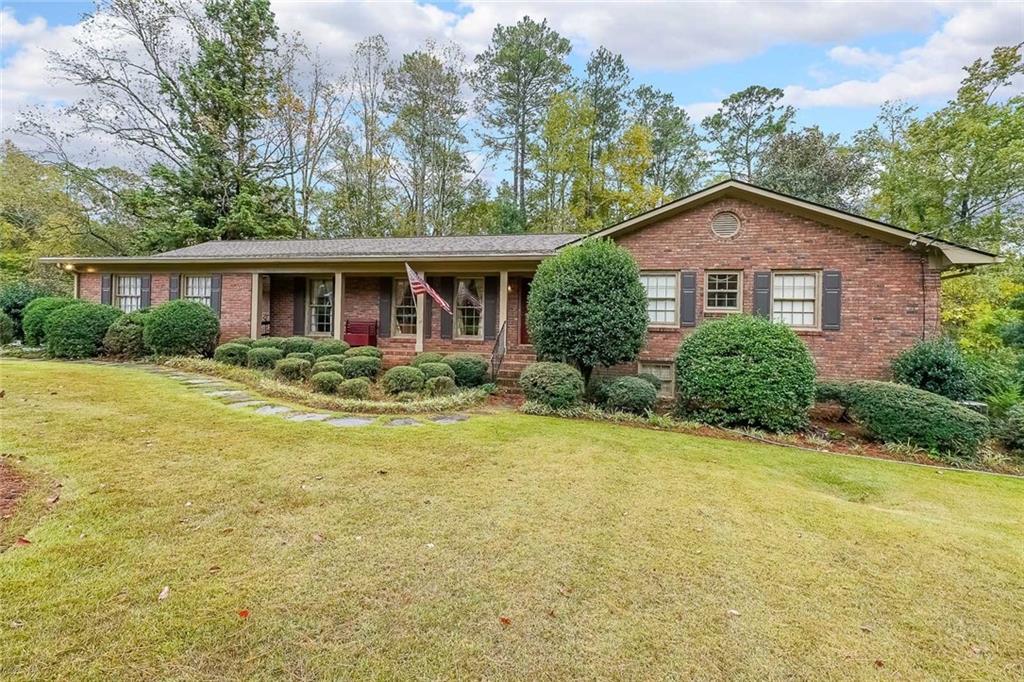 2827 Beverly Hills Drive, Marietta