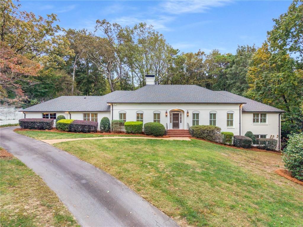 720 Fair Oaks Manor, Sandy Springs