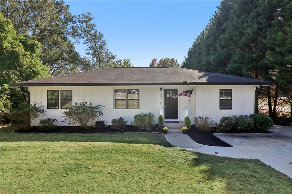 984 Valley Drive Se, Smyrna