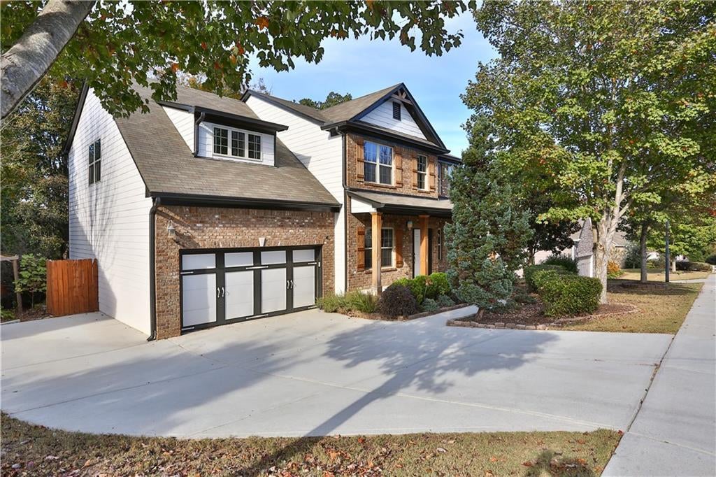 2560 Olney Falls Drive, Braselton