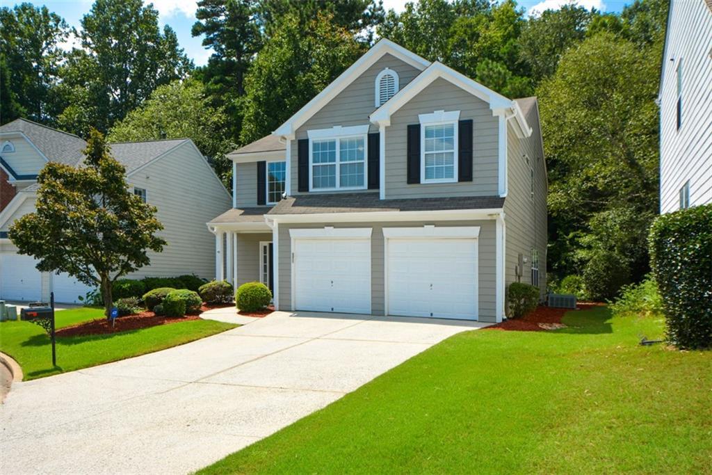 1045 Winthrope Chase Drive, Alpharetta