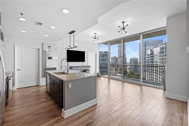 Unit 1812 - 1080 Peachtree Street Ne, Atlanta