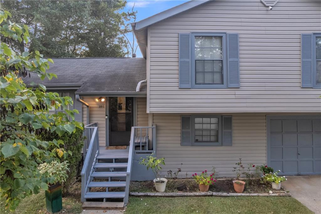 393 Cedar Trace Sw, Marietta