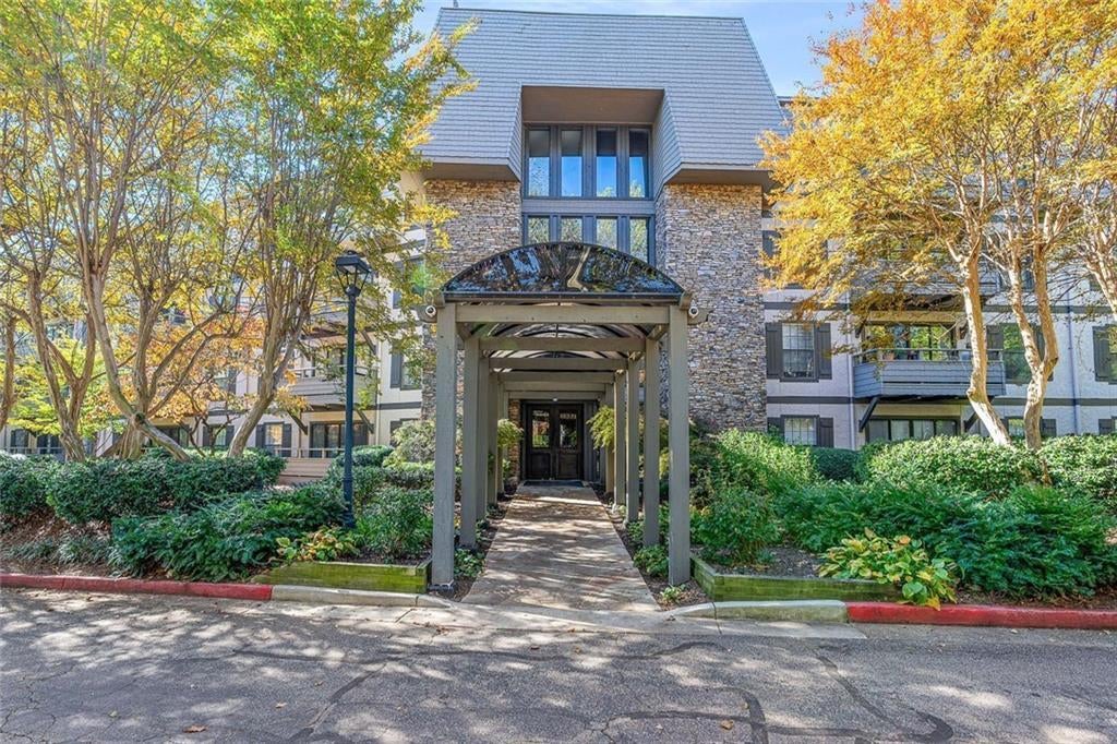 1205 Highland Bluff Drive Se, Atlanta