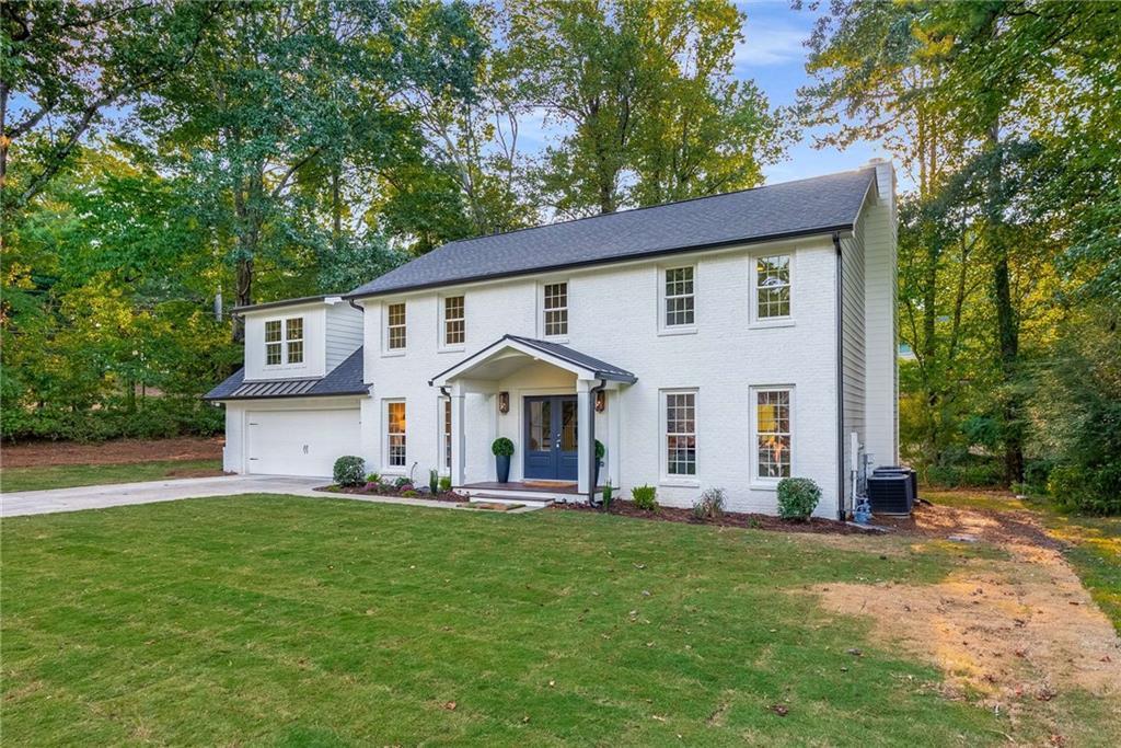 4942 Lakeland Woods Court, Dunwoody