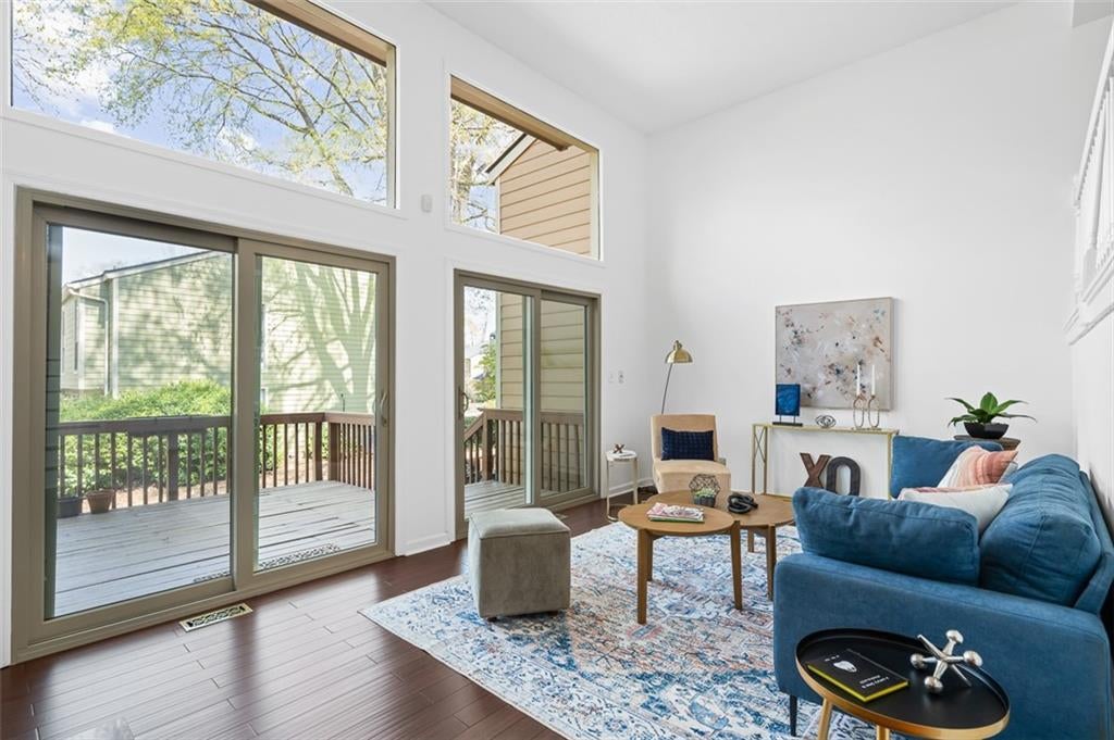 1127 Riverbend Club Drive Se, Atlanta