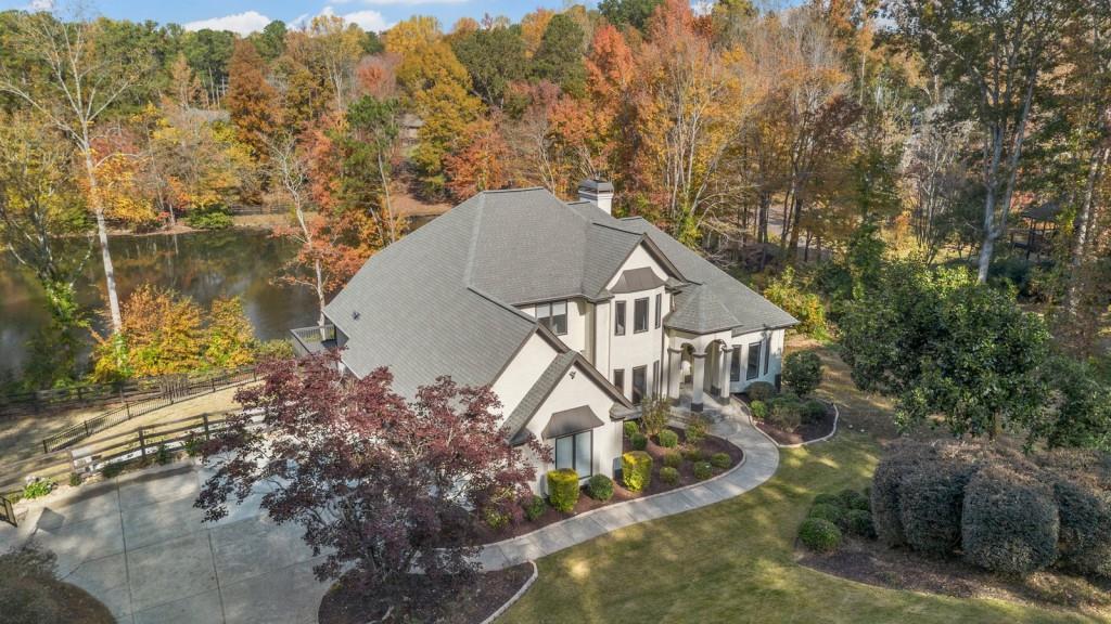 4814 Mirror Lake Drive, Powder Springs