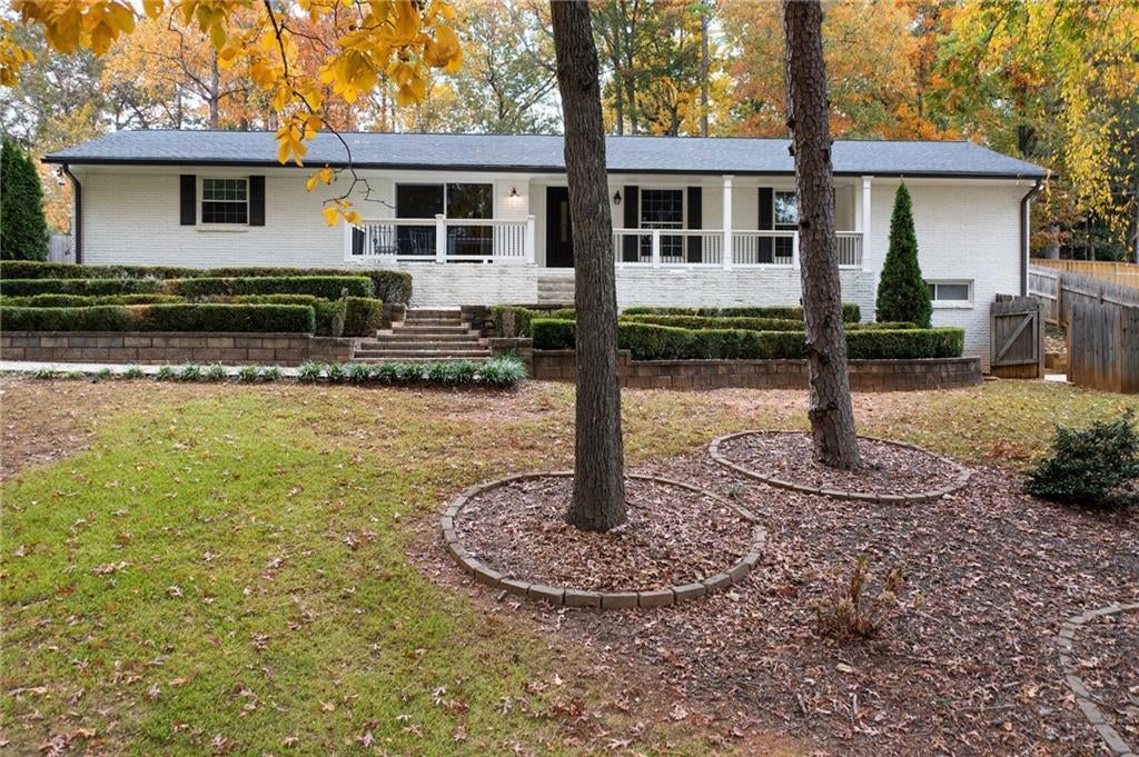 620 Spalding Drive, Sandy Springs