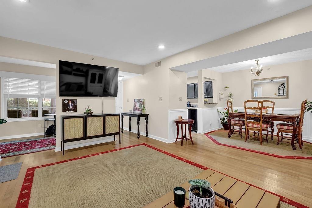 Unit 102 - 4081 Riverlook Parkway Se, Marietta