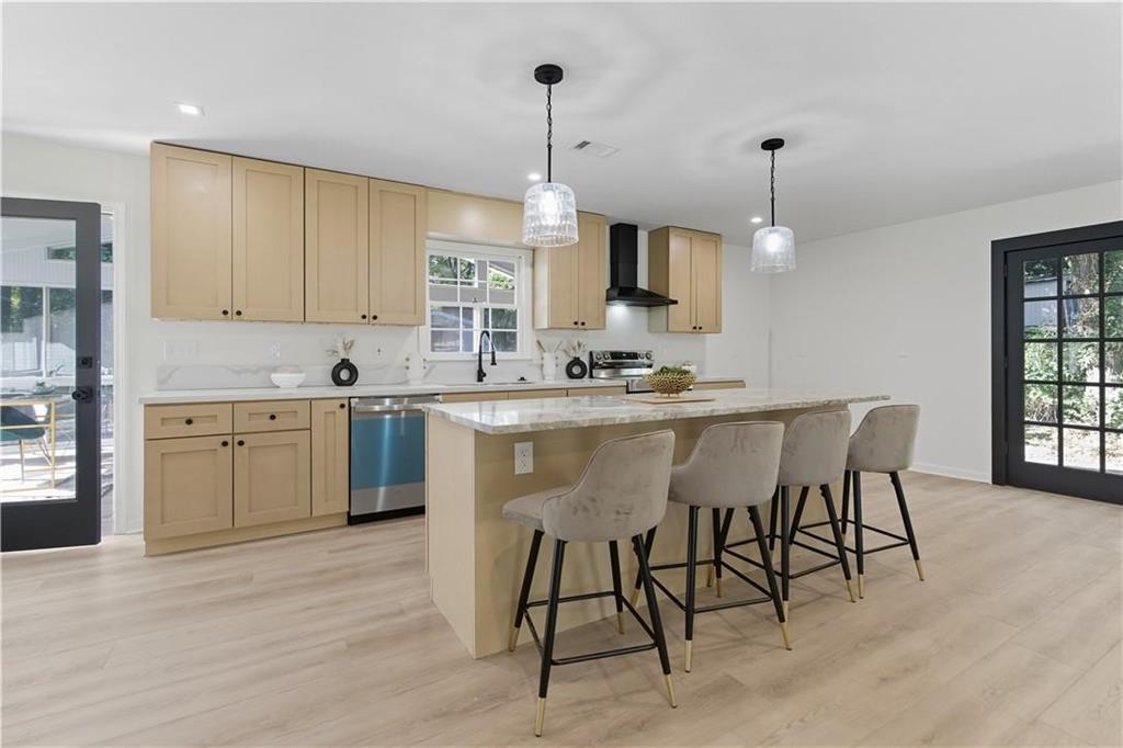 1198 Seminary Drive Sw, Marietta