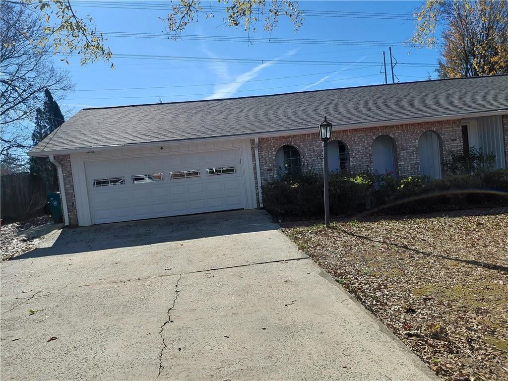 2479 Kingsland Drive, Dunwoody