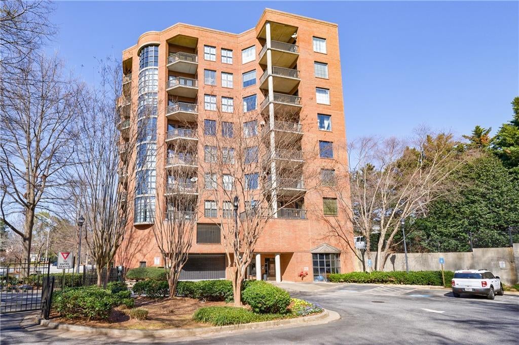 Unit 210 - 395 Central Park Place, Atlanta