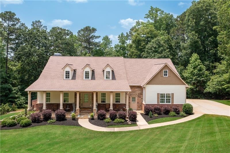 7131 Ridge Road, Hiram