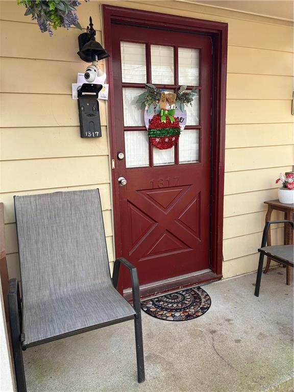 1317 Surrey Lane Sw, Marietta