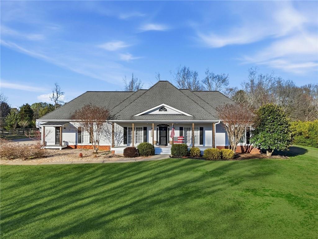 5040 Meadow Creek Drive, Cumming