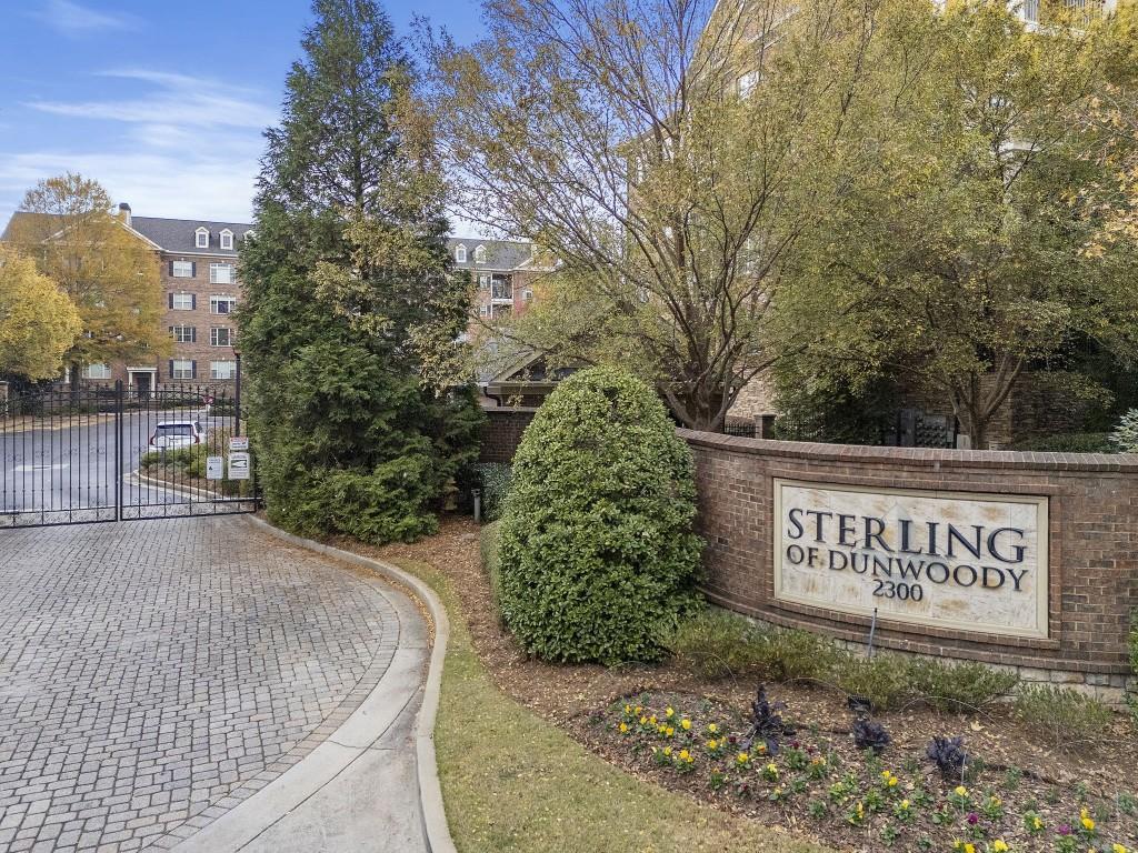 Unit 4403 - 2300 Peachford Road, Dunwoody